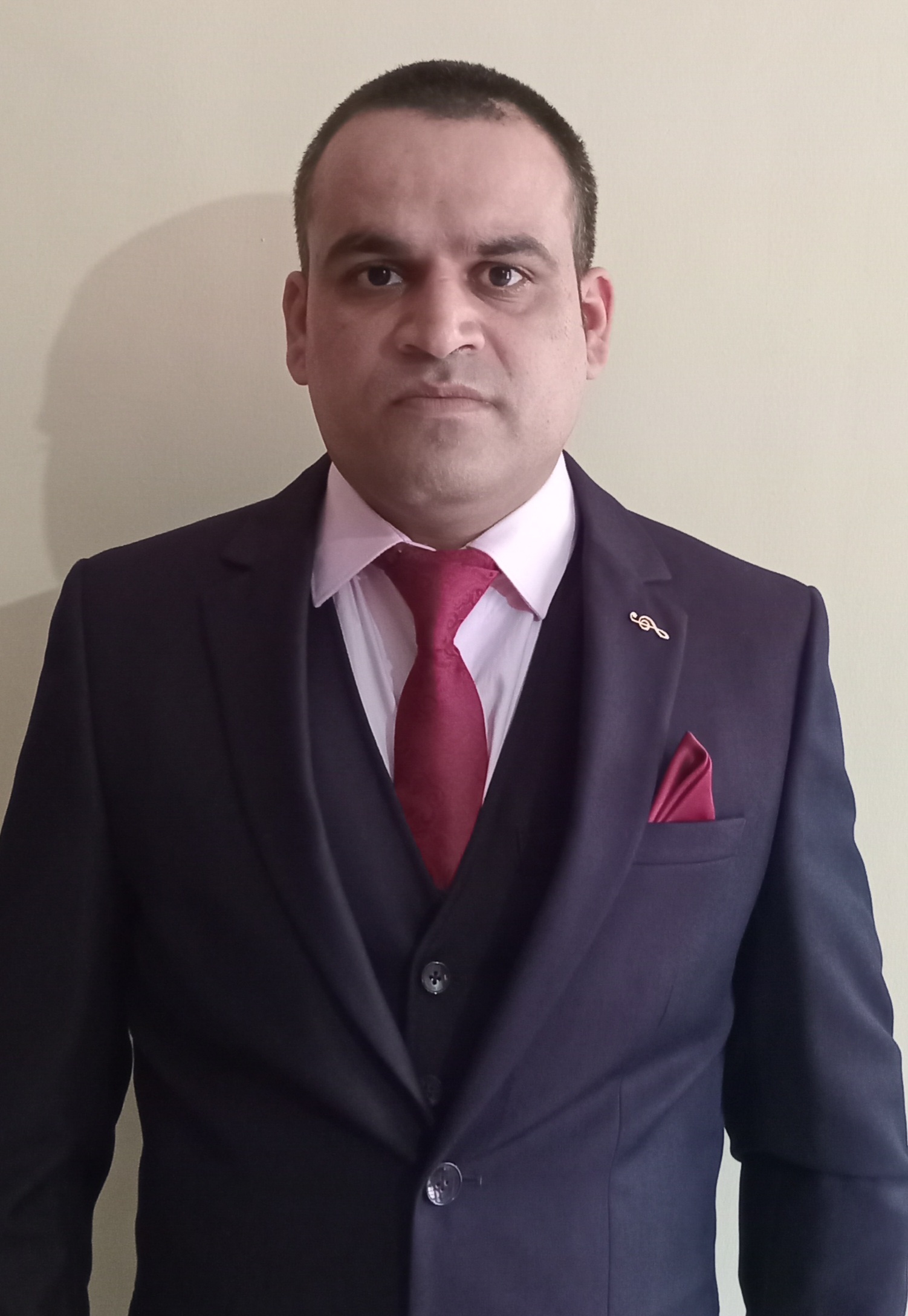 Mr. Nitin Kapoor